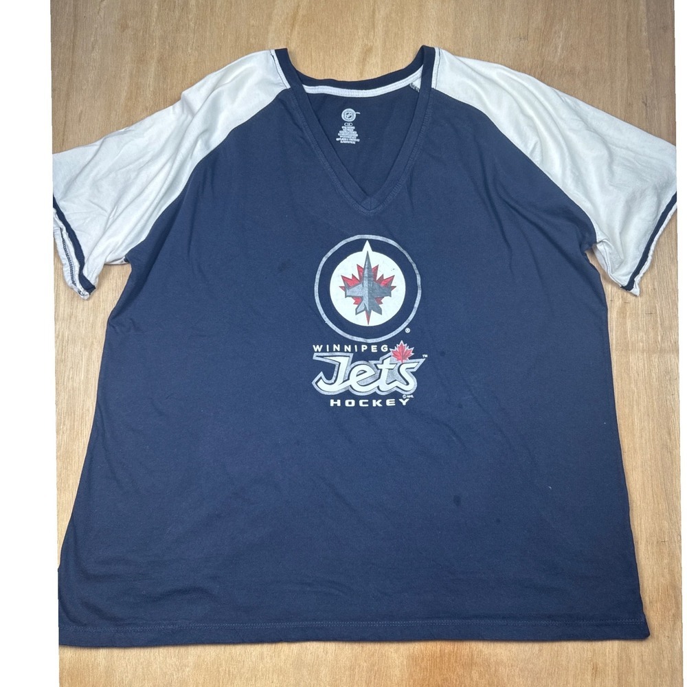 Winnipeg Jets Hockey Womens V Neck Raglan T Shirt Navy White Size XL
